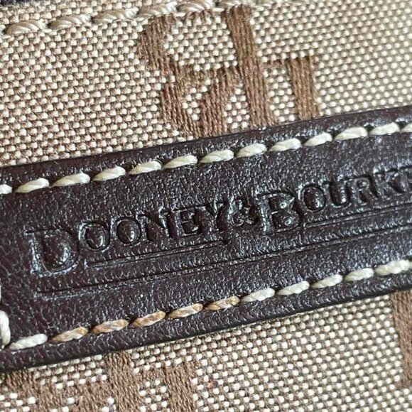 Dooney & Bourke Large TOTE - Picture 5 of 10